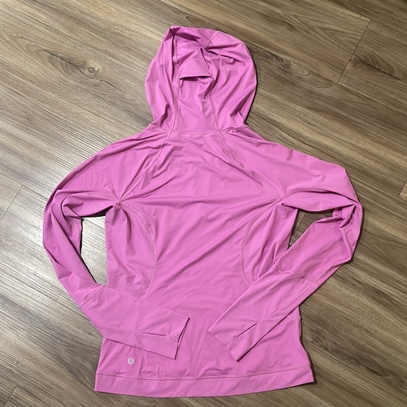 Lululemon half-zip pullover with hood - Picture 4 of 6